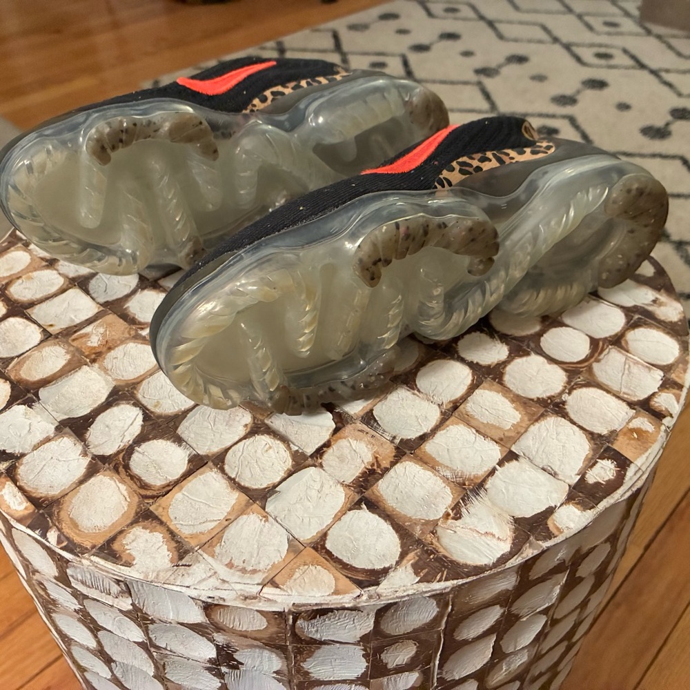 Nike Vapormax rare Black and Red Sneakers with Leopard Print - Picture 7 of 9